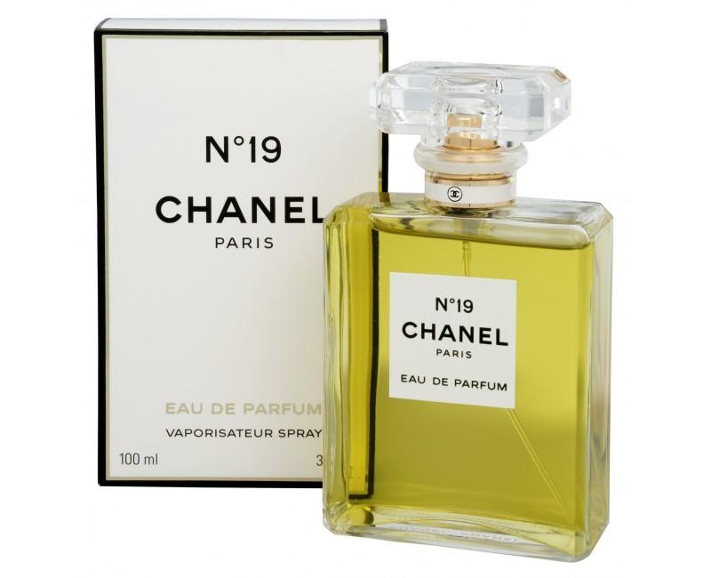 Chanel - 19