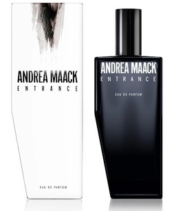 Andrea Maack - Entrance