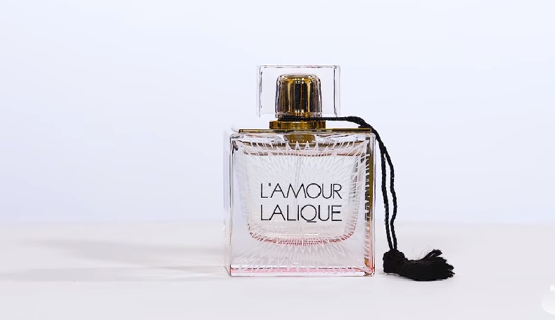Обзор на аромат Lalique L'amour