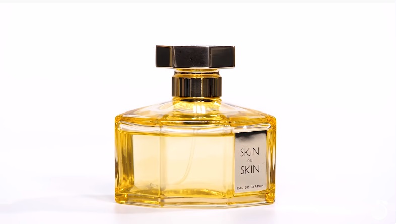 Обзор на аромат L&lsquo;Artisan Parfumeur Skin On Skin