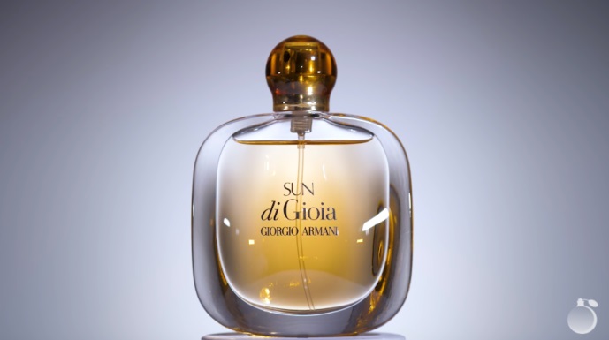 Обзор на аромат Giorgio Armani Sun Di Gioia