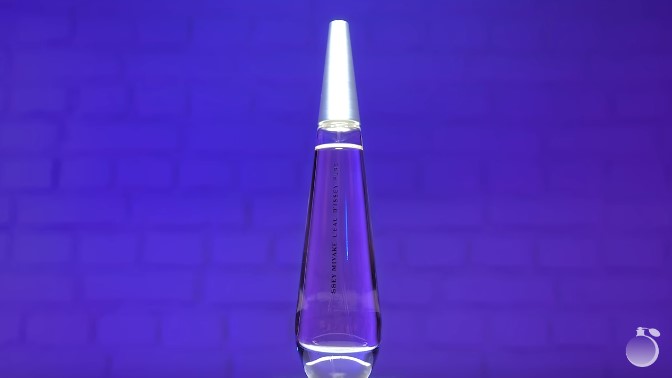 Обзор на аромат Issey Miyake L&lsquo;eau D&lsquo;issey Pure