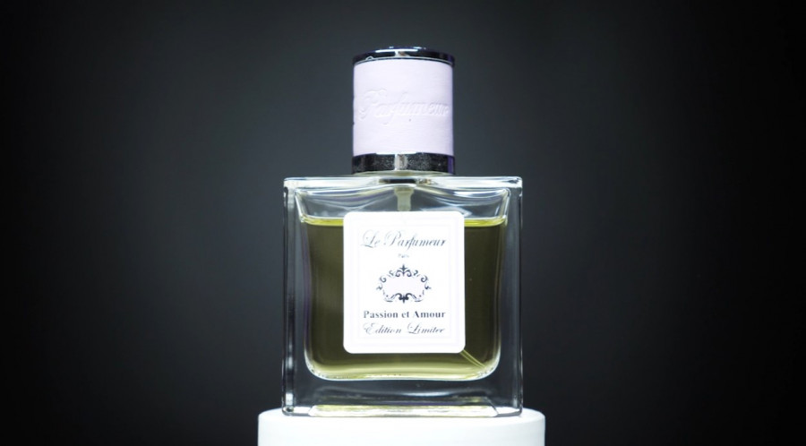 Обзор на аромат Le Parfumeur Passion Et Amour
