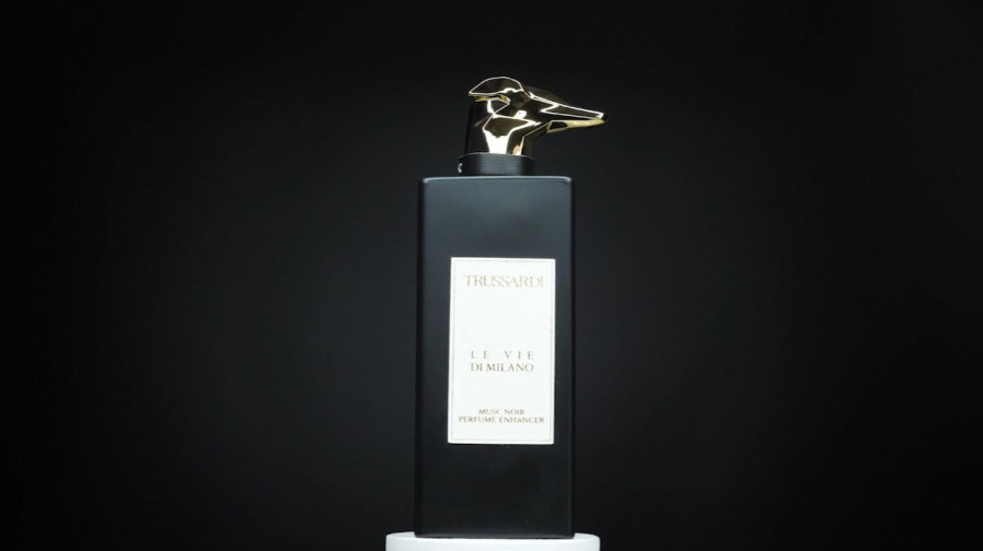 Обзор на аромат Trussardi Musc Noir Perfume Enhancer