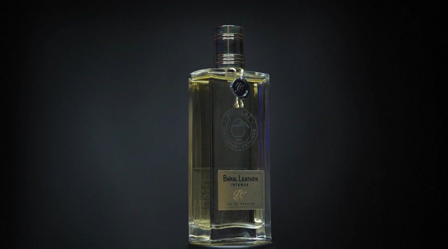 Обзор на аромат Nicolai Parfumeur Createur Baikal Leather Intense