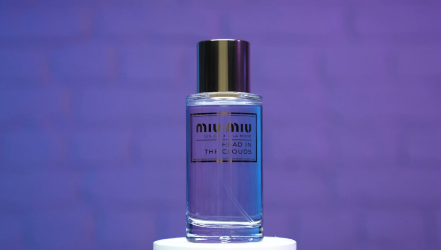 Обзор на аромат Miu Miu Head In The Clouds