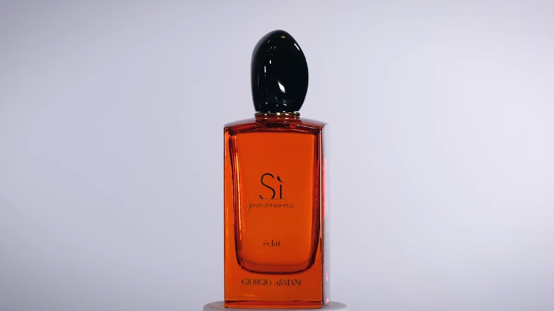 Обзор на аромат Giorgio Armani Si Passione Eclat De Parfum
