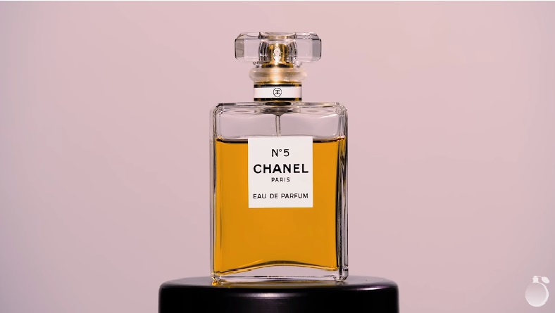 Обзор на аромат Chanel 5