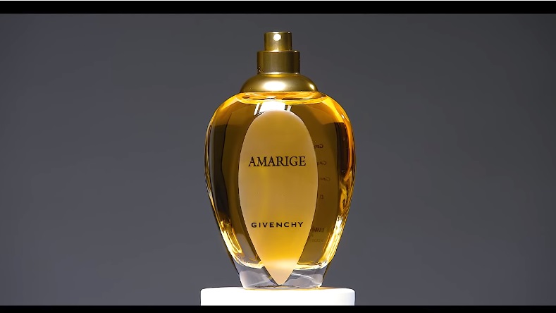 Обзор на аромат Givenchy D&lsquo; Amarige