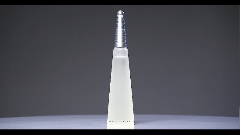 Обзор на аромат Issey Miyake L‘eau D‘issey