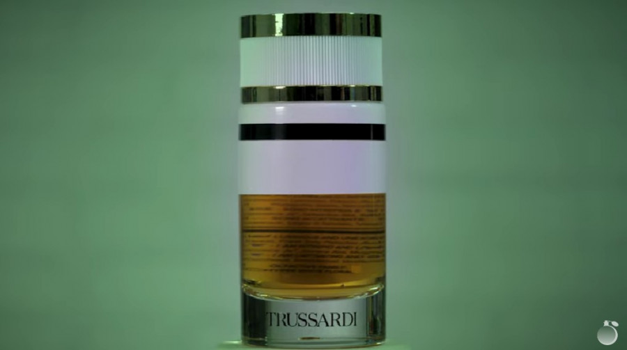 Обзор на аромат Trussardi Pure Jasmine