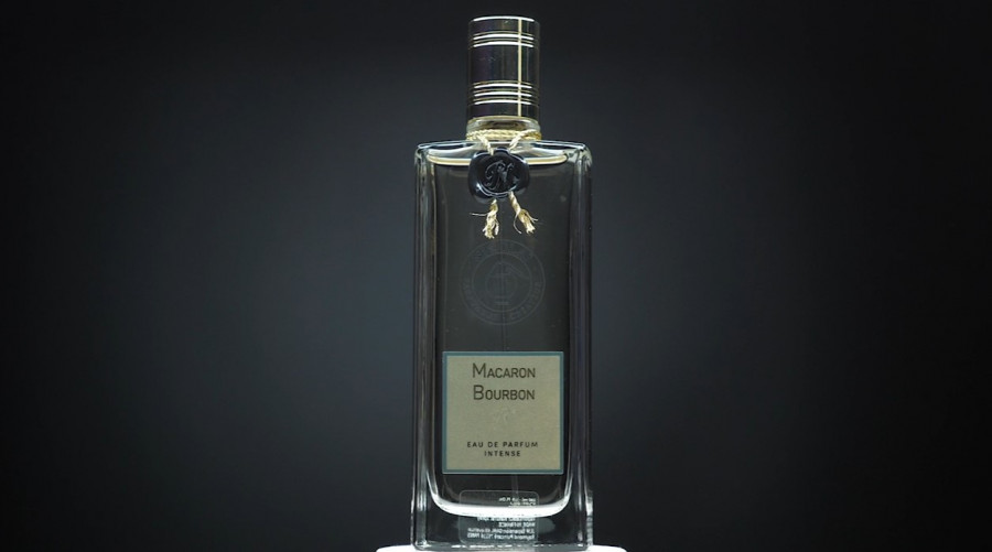 Обзор на аромат Nicolai Parfumeur Createur Macaron Bourbon