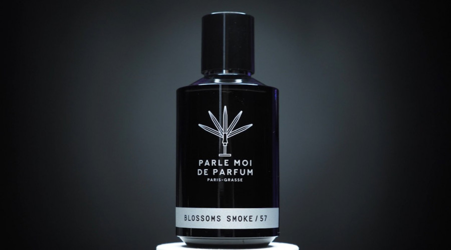 Обзор на аромат Parle Moi de Parfum Blossoms Smoke 57