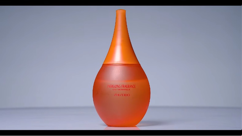 Обзор на аромат Shiseido Energizing
