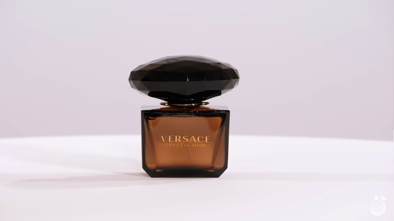 Обзор на аромат Versace Crystal Noir