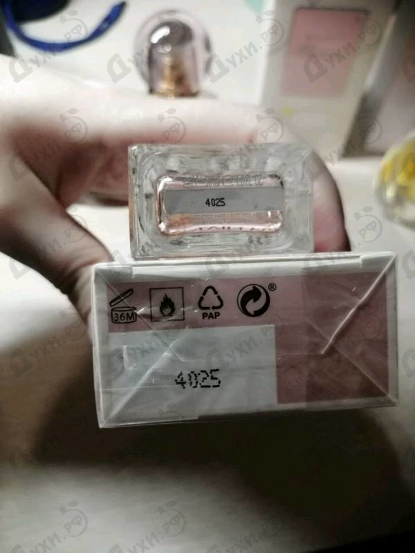 Духи Eternity Moment от Calvin Klein