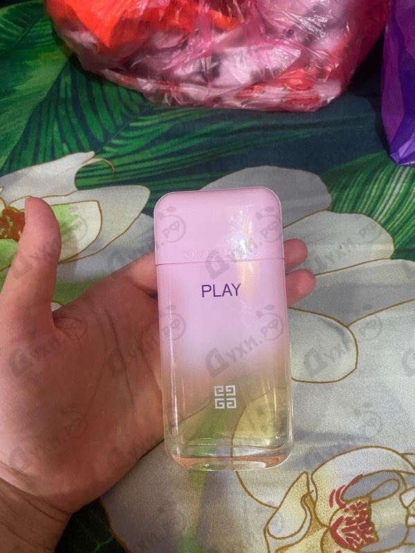 Купить Play от Givenchy