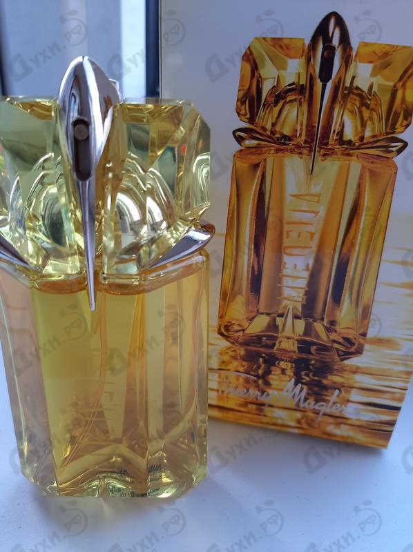 Духи Alien Sunessence Legere от Thierry Mugler