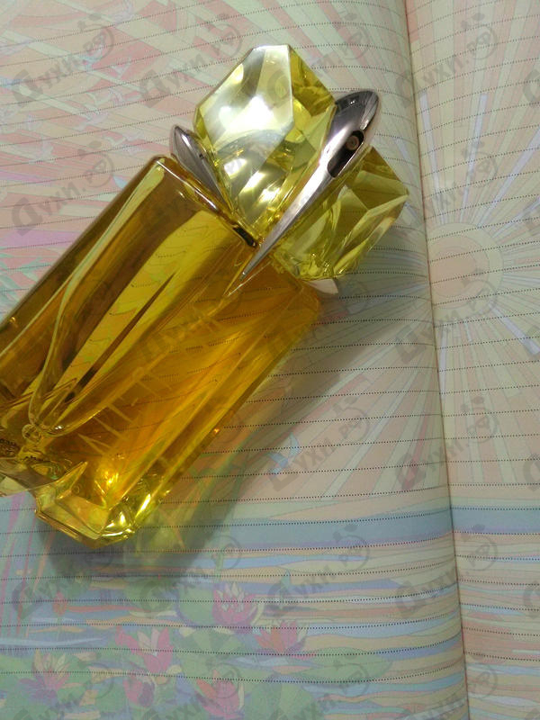 Купить Alien Sunessence Legere от Thierry Mugler