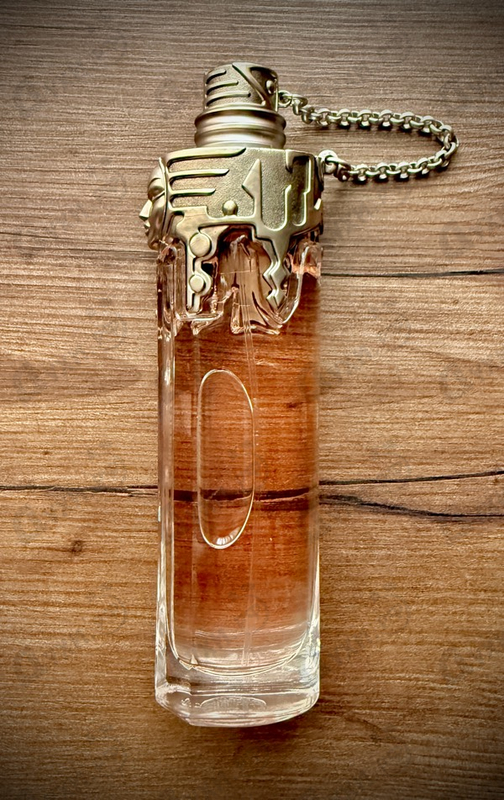 Парфюмерия Womanity от Thierry Mugler