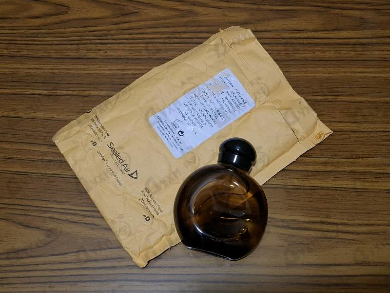 Купить Z14 от Halston