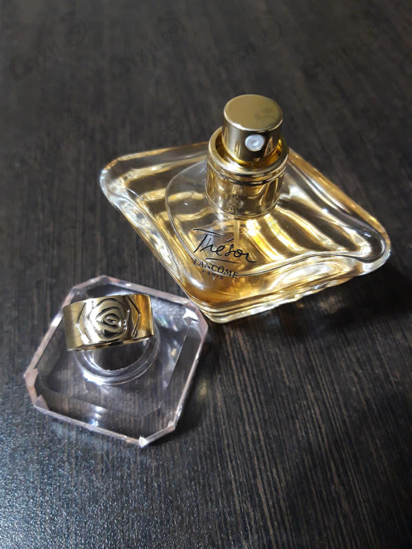 Духи Tresor Eau De Printemps от Lancome