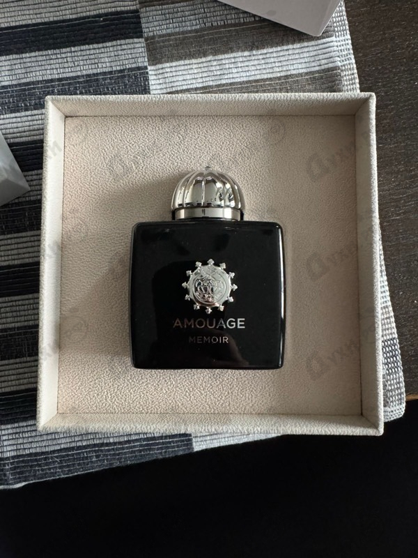 Духи Memoir от Amouage