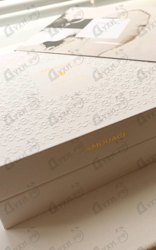 Духи Memoir от Amouage