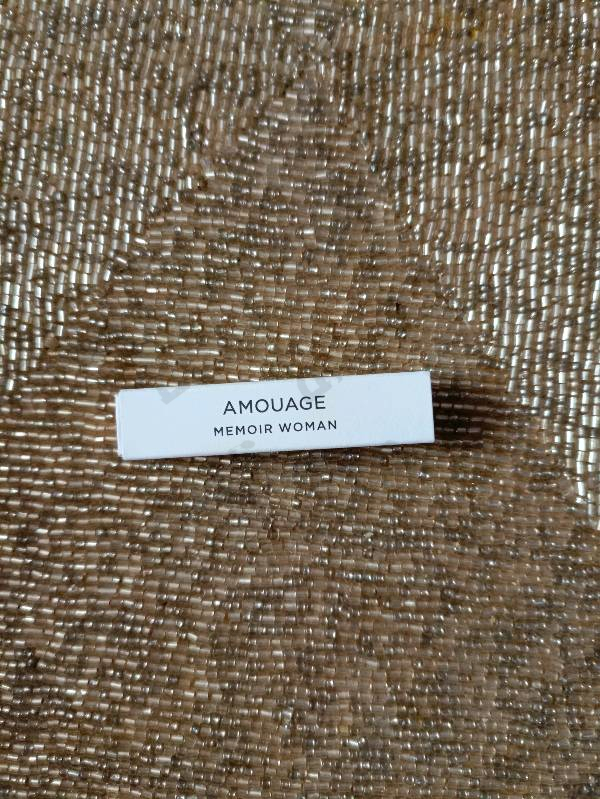 Купить Memoir от Amouage
