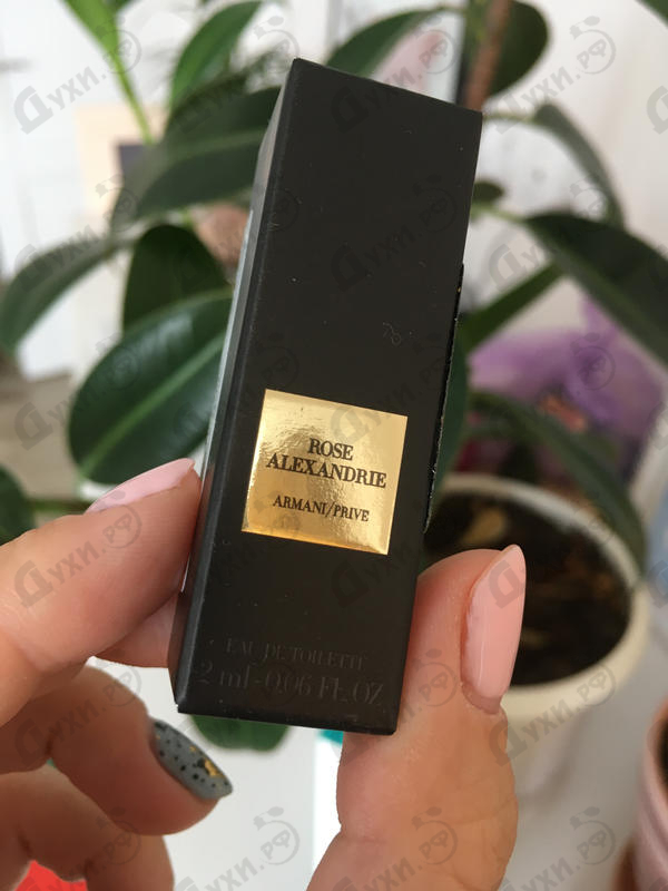 Духи Prive Rose Alexandrie от Giorgio Armani