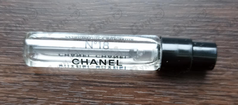 Купить 18 от Chanel