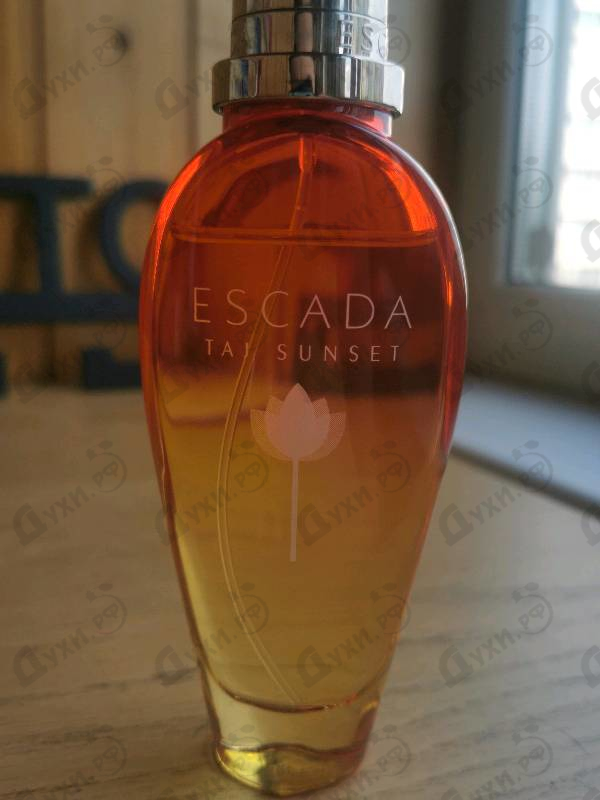 Парфюмерия Escada Taj Sunset