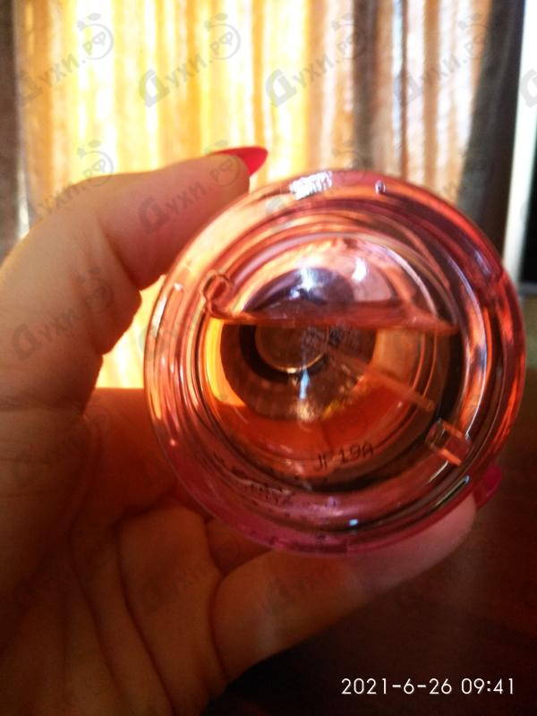 Купить Guess 1981 Los Angeles Women от Guess Отзыв Guess Guess 1981 Los Angeles Women