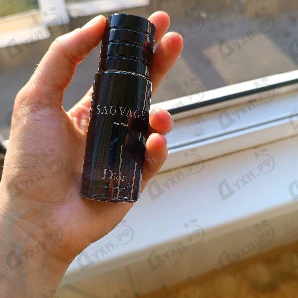 Парфюмерия Christian Dior Sauvage Parfum