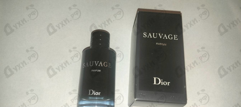 Купить Sauvage Parfum от Christian Dior