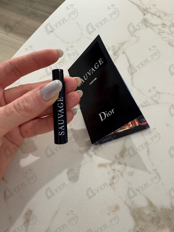 Парфюмерия Christian Dior Sauvage Parfum