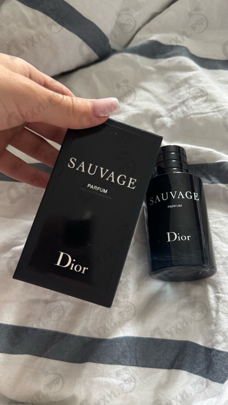 Купить Sauvage Parfum от Christian Dior