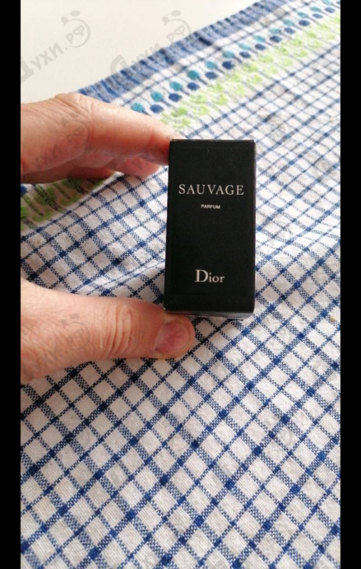 Парфюмерия Sauvage Parfum от Christian Dior