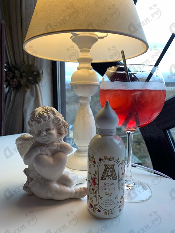 Духи Rosa Galore от Attar Collection