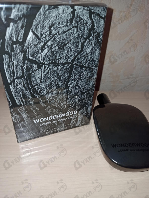 Купить Comme Des Garcons Wonderwood