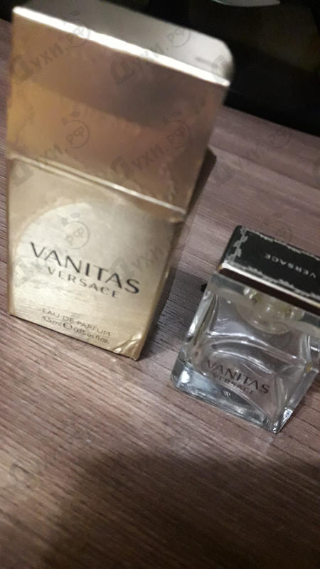 Духи Vanitas от Versace