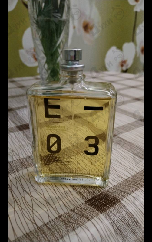Парфюмерия Escentric Molecules Escentric 03 Духи Escentric 03 от Escentric Molecules
