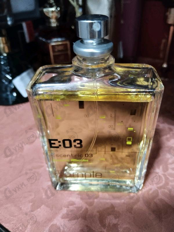 Купить Escentric Molecules Escentric 03 Духи Escentric 03 от Escentric Molecules