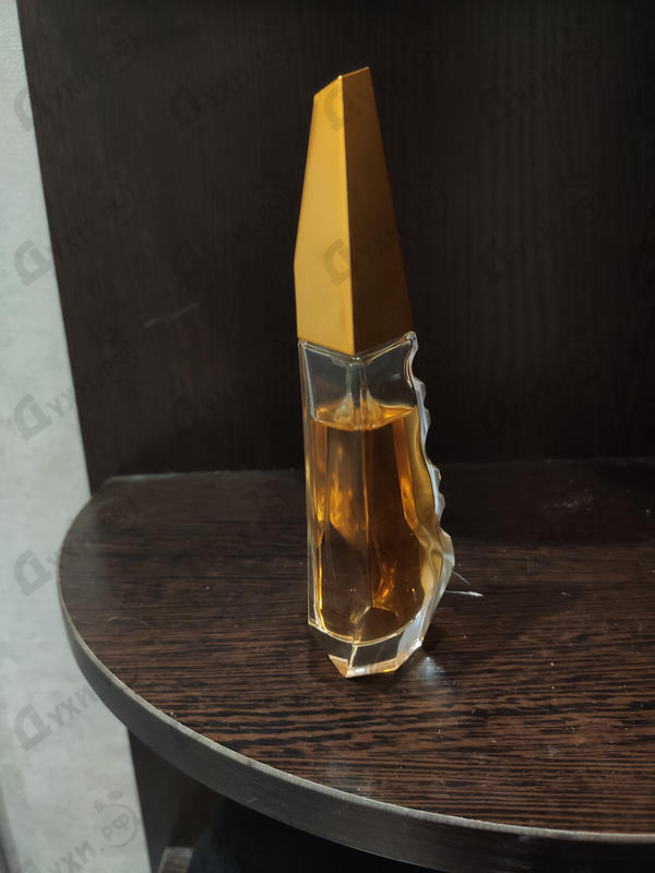 Парфюм Givenchy Ange Ou Demon Le Secret Poesie d'un Parfum d'Hiver Santal Winter Духи Ange Ou Demon Le Secret Poesie d'un Parfum d'Hiver Santal Winter от Givenchy