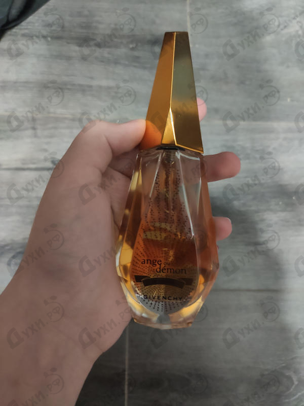 Духи Ange Ou Demon Le Secret Poesie d'un Parfum d'Hiver Santal Winter от Givenchy Отзыв Givenchy Ange Ou Demon Le Secret Poesie d'un Parfum d'Hiver Santal Winter