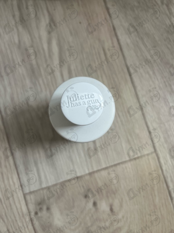 Духи Not A Perfume от Juliette Has A Gun