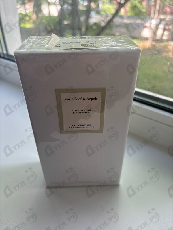 Духи Collection Extraordinaire Bois D'iris от Van Cleef & Arpels
