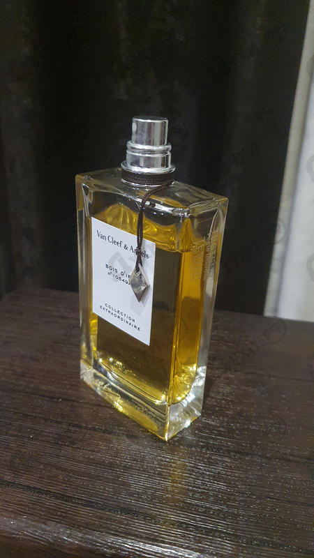 Парфюмерия Van Cleef & Arpels Collection Extraordinaire Bois D'iris