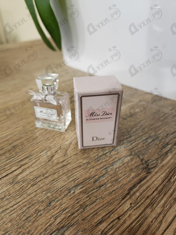 Духи Miss Dior Blooming Bouquet от Christian Dior