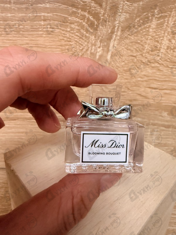 Купить Christian Dior Miss Dior Blooming Bouquet